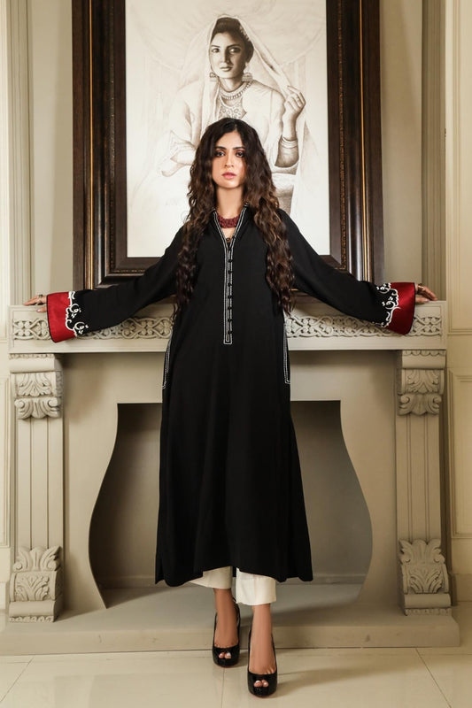 Ishq Series Black Sleeves - SairaHabib