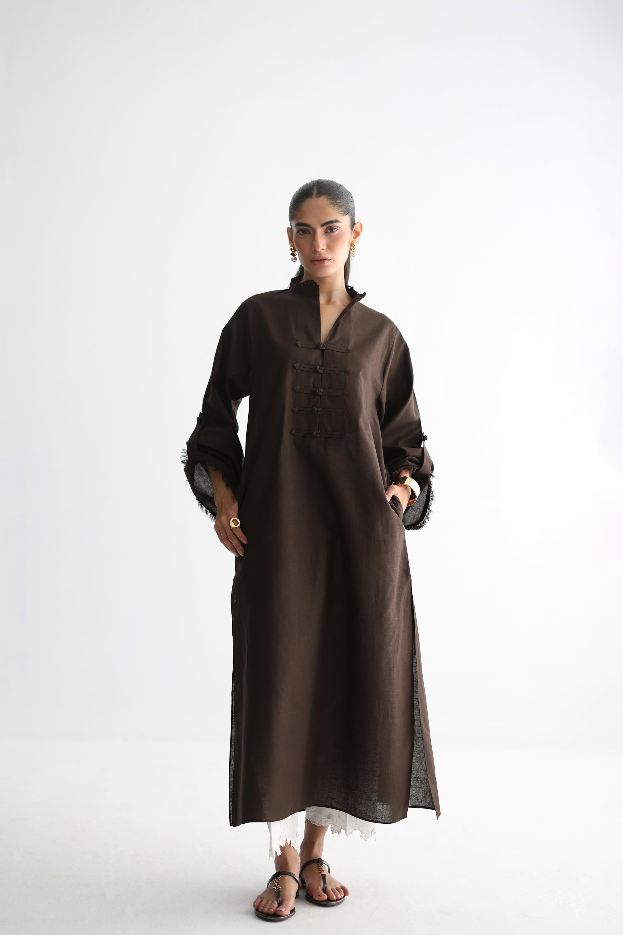 Espresso - Pánkòu Knot Kurta - The Solid Edit by Saira Habib